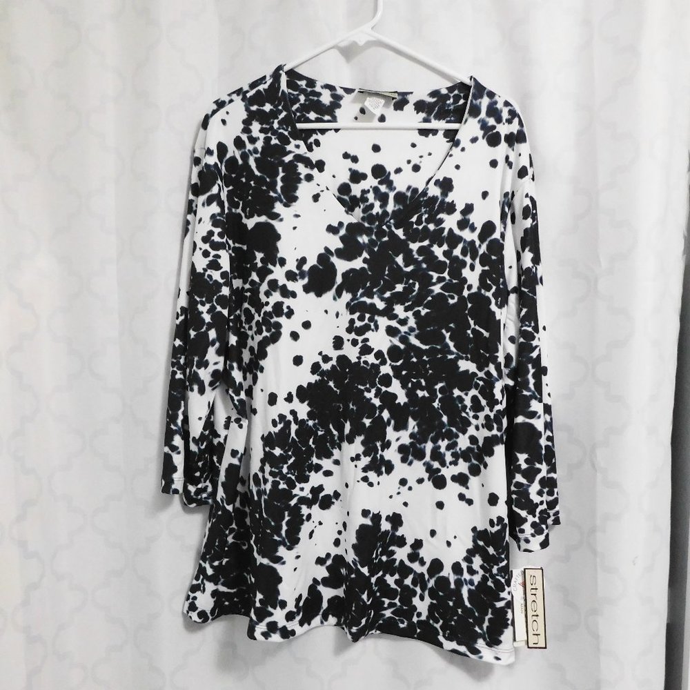 Notations White & Black V-Neck 3/4 Sleeve Oversized Top - 3X (NWT)